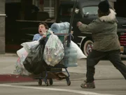 Was hat J.D. (Zach Braff, l.) vor?; Was hat J.D. (Zach Braff, l.) vor?