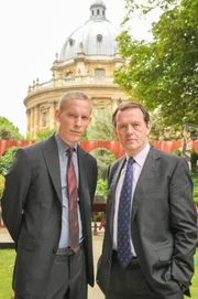 (v.li.): Laurence Fox (James Hathaway), Kevin Whately (Robert Lewis).