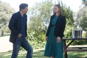 Booth (David Boreanaz) und Brennan (Emily Deschanel) nehmen an einer privaten Trauerfeier für Sweets teil.