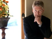 Kommissar Wallander (Kenneth Branagh) steht vor einem schwierigen Rätsel.