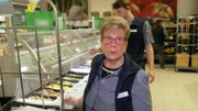 Brigitte wartet am Wochenbeginn vergeblich auf ihre Salatlieferung, die einfach nicht geliefert wurde.