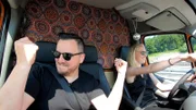 Lex und Setty freuen sich auf ihren Campingurlaub