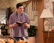 Geoff Schwartz (Sam Lerner)