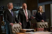 (v.l.n.r.) Garrett Moore (Gregory Jbara); Sid Gormley (Robert Clohessy); Abigail Baker (Abigail Hawk)