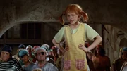 In der Kaschemme der Piraten in Taka-Tuka weiß sich Pippi (Inger Nilsson) schon bald Respekt zu verschaffen.