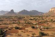 Vor über 1.700 Jahren siedelten sich die ersten Christen in Äthiopien an. Das Land ist extrem trocken, doch auch hier regnet es an einigen Tagen im Jahr.