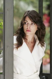 Mariella (Bianca Hein) wird fast wahnsinnig vor Angst, als Lars sie warten lässt.