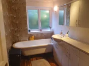Das Badezimmer von Billie Jo und Tarek vorher.