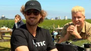 Seit einem Jahr sind sie mit ihrem neuen Spot auf Fehmarn am Start: Stefan "Wolle" Schütz (li.) und Kris Konrad sind stolz auf ihren neuen Wakepark auf der Insel. Beide geben hier auch regelmäßig Kurse.