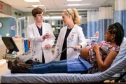 Morgan and Shaun's pregnant patient with twins has pain, forcing the doctors to grapple with a decision no one wants to make; Shaun asks Lea to move back in despite her reservations.