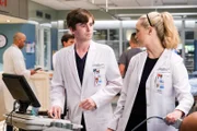 Dr. Shaun Murphy (Freddie Highmore),  Dr. Morgan Reznick (Fiona Gubelmann)  Die Verwendung des sendungsbezogenen Materials ist nur mit dem Hinweis und Verlinkung auf TVNOW gestattet.