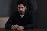 Luke Alvez (Adam Rodriguez)
