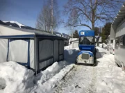 Willy beim Schneeräumen