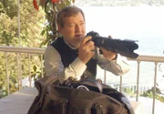 Wanner (Maximilian Krückl) betätigt sich als Sherlock Holmes vom großen See.