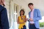 (v.li.): Burt Caesar (Father Floyd Lynch), Joséphine Jobert (Det. Serg. Florence Cassell), Kris Marshall (Det. Insp. Humphrey Goodman).