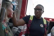 Henrietta "Hen" Wilson (Aisha Hinds, r.)