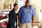 Eric Delko (Adam Rodriguez, l.); Walter Simmons (Omar Miller, r.)