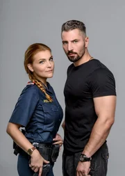 Barbara Kaudelka (Patrizia), Murathan Muslu (Valentin „Itchy“ Janusovic).
