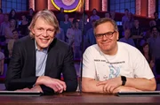 Rateteam-Kapitän Elton (r.) und der Sportjournalist Alexander von der Groeben (l.) bilden ein Rateteam.