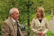 Werner (Dirk Galuba, l.); Marlene (Lucy Scherer, r.)