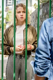 Ella Newton (Fern Harrow).