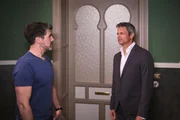 Benedikt (Jens Hajek, l.) und Ferhat (Harun Yildirim) stehen sich unvermittelt erneut gegenüber - als Konkurrenten.