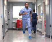 Dr. Ben Warren (Jason George)