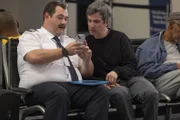 Nathan Fielder (r.) als sich selbst