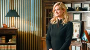 Abigail Hawk als Abigail Baker.