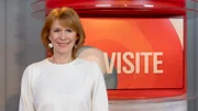 Moderatorin Vera Cordes informiert zu Themen aus den Bereichen Medizin, Gesundheit, Ernährung und Forschung.