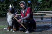 Fritz (Guido Hammesfahr) als Ritter Heinrich der Bär und König Keks - die Helden von Bärstadt.