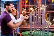Die Juroren Jozef Youssef (l.) und Carla Hall +++ Die Verwendung des sendungsbezogenen Materials ist nur mit dem Hinweis und Verlinkung auf RTL+ gestattet.