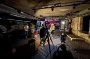 Blick hinter die Kamera: Dreharbeiten im Tresor Berlin, einem der bekanntesten Techno-Clubs der Welt.