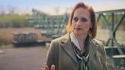 Lynette Nusbacher im Memorial Pegasus Museum in der Normandie.
