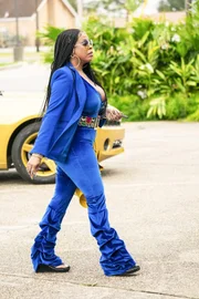 Niecy Nash-Betts (Desna Simms).