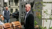 Udo versucht die Erinnerung an die verstorbene Sophie Russel wachzuhalten.