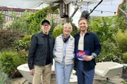 Büssi's SommerLacher Staffel 1 Folge 1 Viktor Giacobbo, Birgit Steinegger und Stefan Büsser