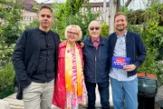 Büssi's Sommerlacher Die gemeinsten versteckten Kameras Chris Sulser (Rätpäck), Caroline Felber (Assholdies), Heino Orbini (Teleboy) und Stefan Büsser