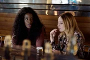 Transplant Staffel 1 Folge 11 Ayisha Issa als June Curtis, Laurence Leboeuf als Magalie Leblanc