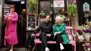 Ina Müller zu Besuch bei einem Modemacher. Antwerpen ist bekannt als Modestadt.