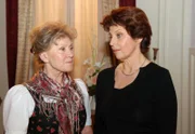 10 Uhr im Ersten. Auch Hildegard (Antje Hagen, l.) versucht, bei Charlotte (Mona Seefried, r.) ein gutes Wort für Ben einzulegen.