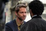 Jeff (Luc Schiltz, l.) hat große Gefühle für Nassim Khaoulani (Roda Fawaz, r.). Können sie von ihm erwidert werden?