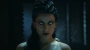 Pythia, die wohl berühmteste Orakelpriesterin aus Delphi, war ständig high - so könnte man sich den tranceähnlichen Bewusstseinszustand wohl vorstellen. Nur durch die göttlichen Dämpfe, die aus einer Erdspalte unter ihrem Tempel austraten, konnte sie die Botschaften Apollos an die Menschen weitergeben. Einige Priesterinnen ließen im verrauchten Tempel allerdings ihr Leben. Denn ein zu tiefer Lungenzug, bedeutete auch mal den Tod.