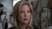 Als Carin Healy (Nancy Allen) erfährt, dass ihr ehemaliger Lebensgefährte aus dem Gefängnis ausgebrochen ist, befürchtet sie, er könne ihren Söhnen aus Rachsucht etwas antun.