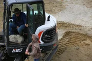 Clayton im Traktor.