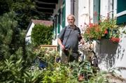 Walter Sunninger (Andreas Borcherding ) ist der Nachbar des Toten und nicht besonders gesprächig.