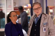 l-r: Sharon Goodwin (S. Epatha Merkerson), Daniel Charles (Oliver Platt)