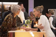 Miranda Hobbes (l. Cynthia Nixon) und Carrie Bradshaw (Sarah Jessica Parker)