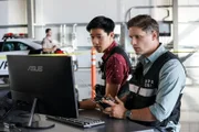 V.l.: Chris Park (Jay Lee) und Josh Folsom (Matt Lauria).