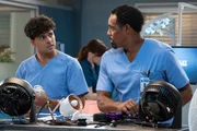 Grey's Anatomy Staffel 21 Folge 9 Niko Terho als Dr. Lucas Adams, Jason George als Dr. Ben Warren